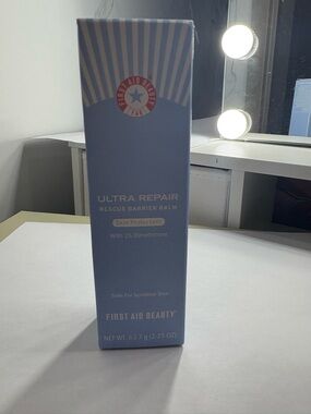 First Aid Beauty Ultra Repair Rescue Barrier Balm with Dimethicone BNIB